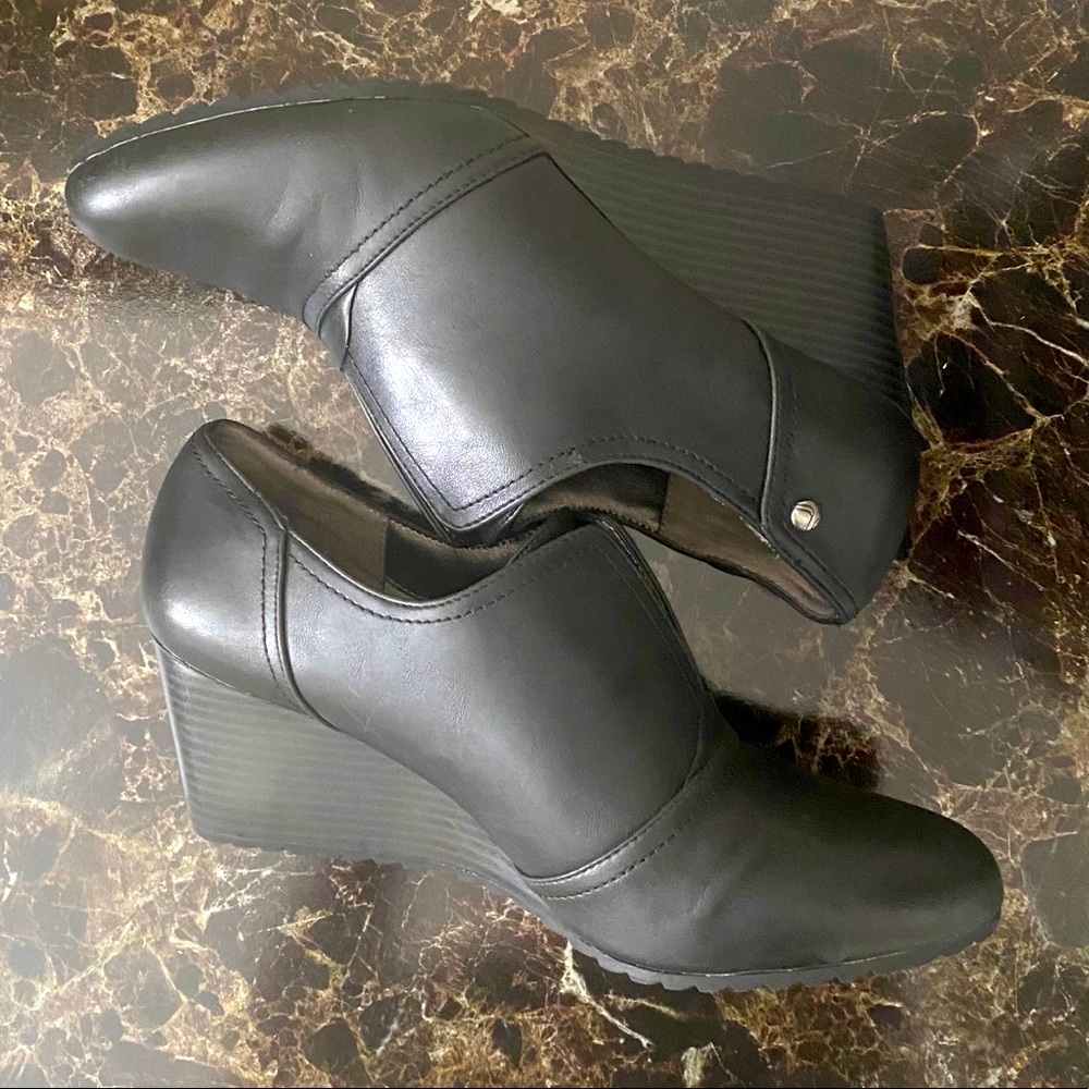 Life Stride Wedges size 6.5
